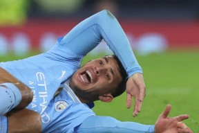 开云sports-热刺中场连续进球，成为球队新核心()