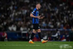 kaiyun sports-狼堡客场大胜，成功逆袭德国足球榜单()