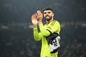 开云体育入口-阿森纳门将表现抢眼，成为球队定海神针()